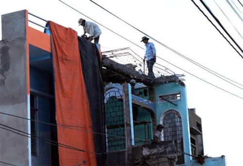 Thợ xây dựng “đánh đu với tử thần