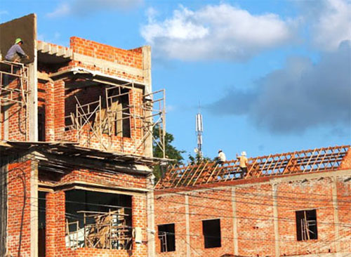 Thợ xây dựng “đánh đu với tử thần