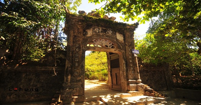 N&eacute;t thanh b&igrave;nh nh&agrave; vườn kinh th&agrave;nh Huế