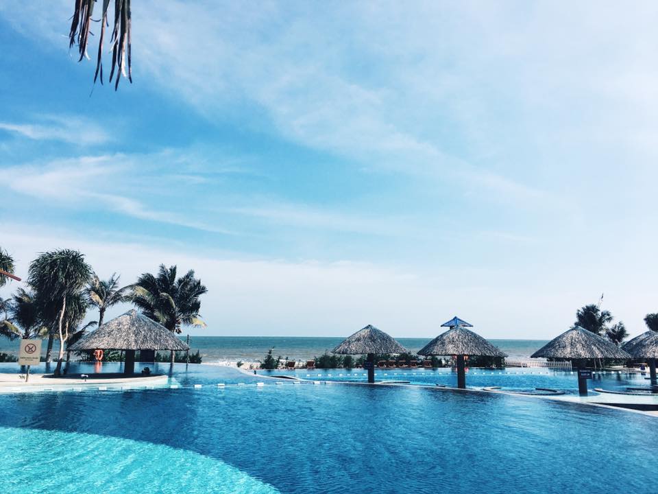 Những bãi biển sạch ở Vũng Tàu hồ bơi view sát biển đẹp nhất Việt Nam, Sài Gòn List