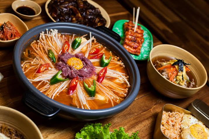Những món ăn ngon hấp dẫn tại Châu Á bạn không thể bỏ lỡ