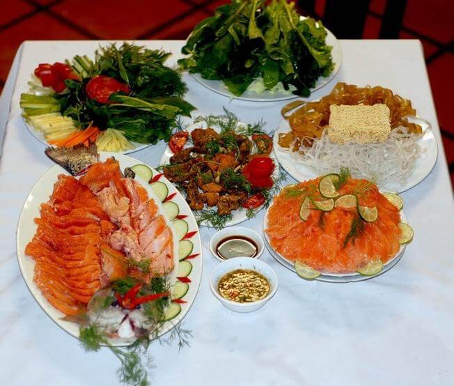 Địa điểm và món ăn nổi tiếng khi du lịch Sapa hấp dẫn nhất, Sài Gòn List