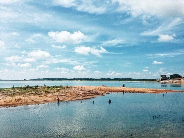 Khám phá sự quyến rũ của Hồ Dầu Tiếng thu hút giới trẻ tại Tây Ninh