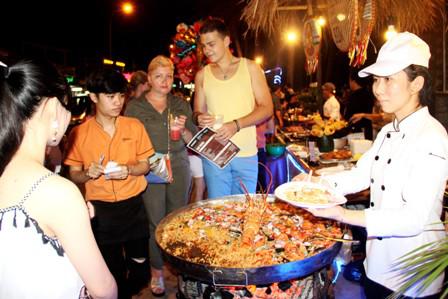 Lễ hội Ẩm thực đường phố Mũi Né lớn nhất năm!, Sài Gòn List