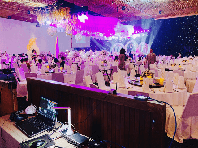 Kỹ thuật quay phim chụp ảnh phóng sự cưới và kỹ thuật quay phim hội nghị