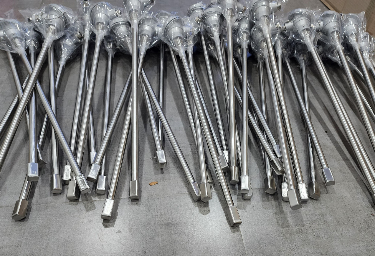 Can nhiệt độ loại K với đầu đo tiếp xúc phẳng