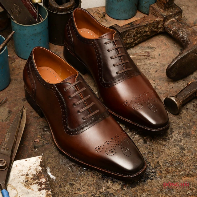 Đế cao su và đế da trong giày da nam khác nhau như thế nào?