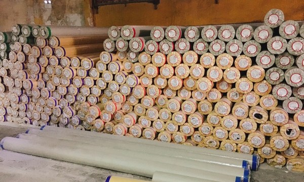 Độ dày của công nghệ in bạt hiflex khổ lớn quảng cáo trên thị trường hiện nay