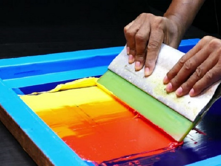 In lụa so với in kỹ thuật số giải pháp thực sự hiệu quả?