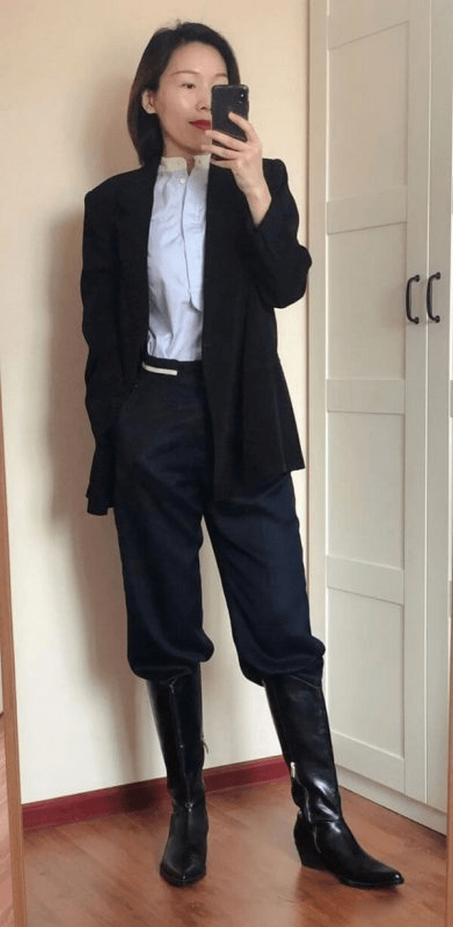 Mix giày với quần ống rộng thời trang