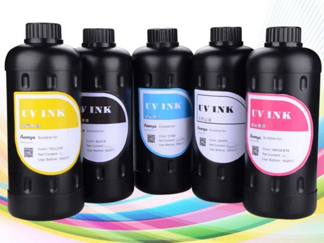 In UV Khổ Lớn Chất Lượng Vượt Trội Cho Những Bản In Ấn Đặc Biệt