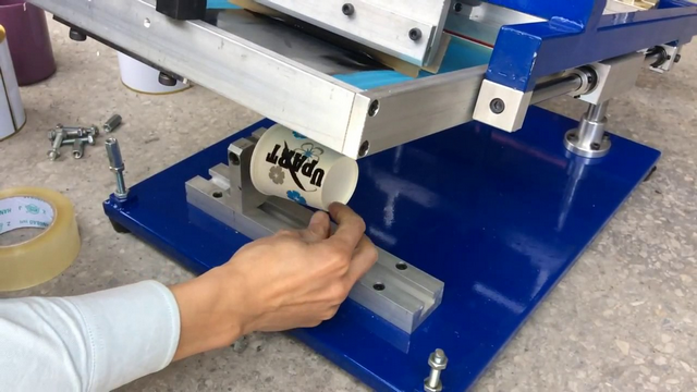 Ưu điểm kỹ thuật in và tính ứng dụng của việc in lụa trên nhựa