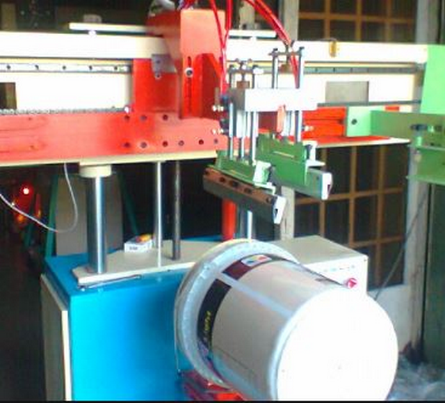 Ưu điểm kỹ thuật in và tính ứng dụng của việc in lụa trên nhựa