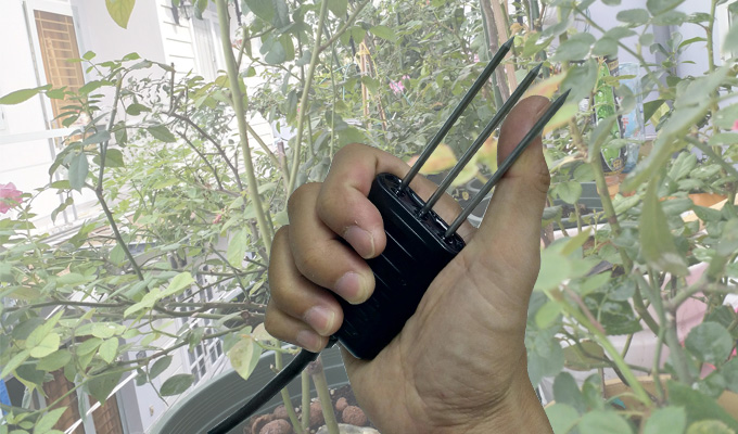 Cảm biến đo ẩm đất