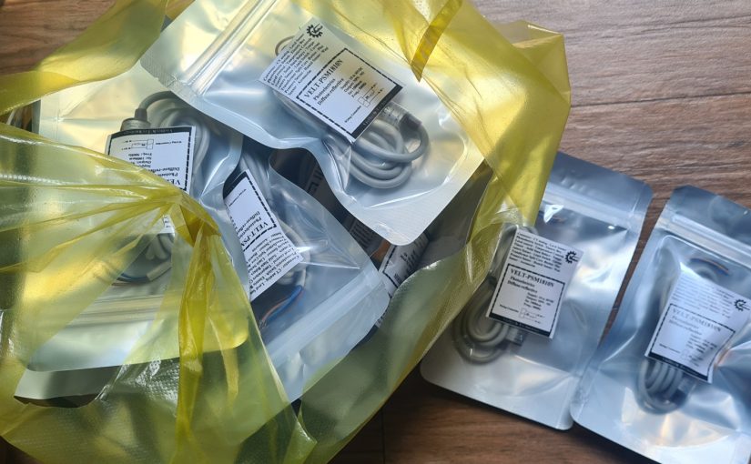 Xe lắc tay trẻ em L6