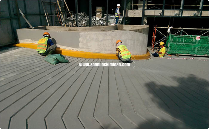 CHỐNG TRƯỢT RAM DỐC CHUYÊN NGHIỆP GIÁ RẺ – NHÀ THẦU THI CÔNG SƠN UY TÍN KIM LOAN