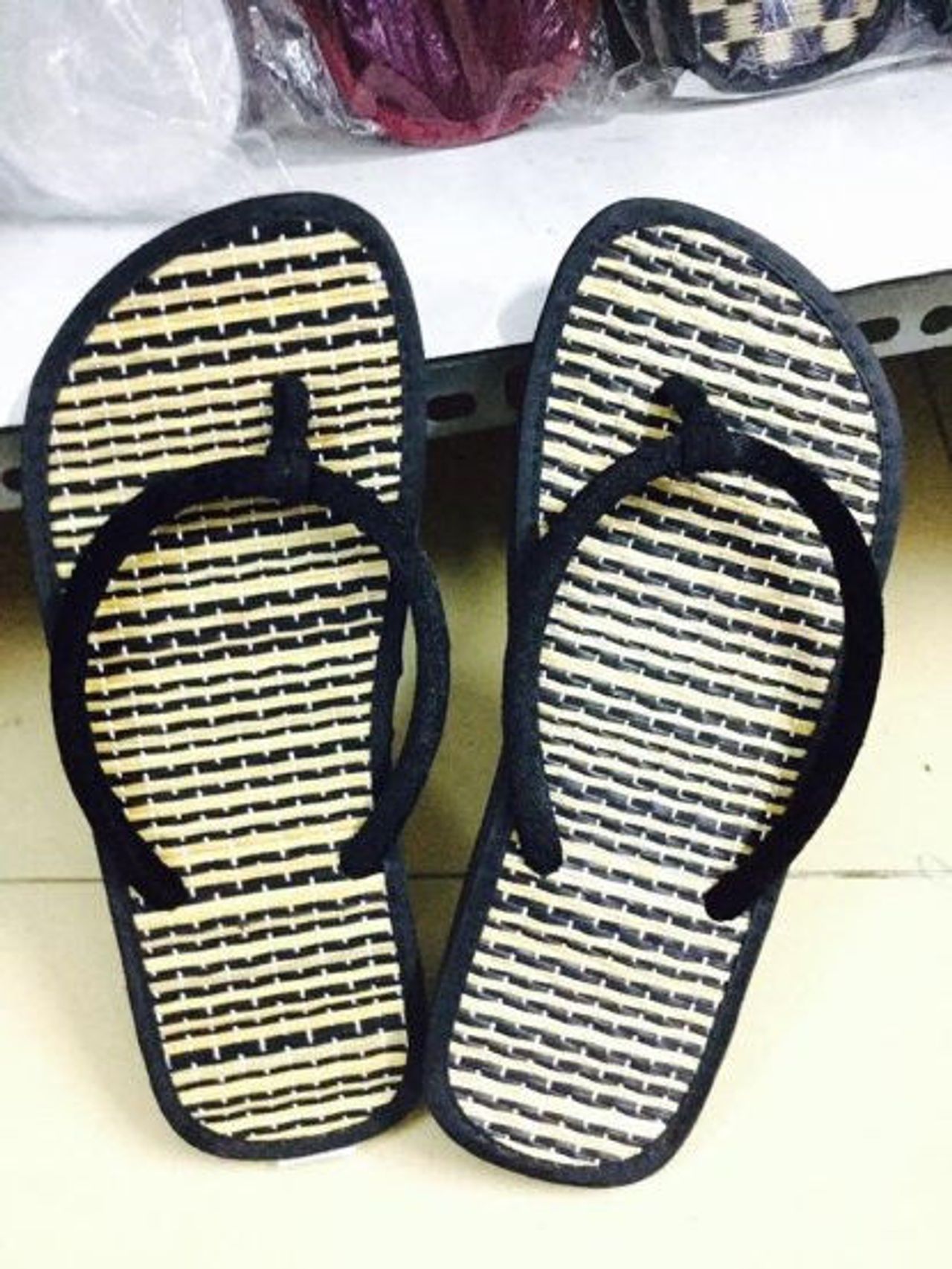 Những mẫu dép cói đẹp được chị em sử dụng nhiều trên thị trường