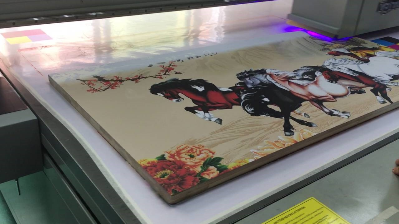 Xưởng thiết kế in uv quảng cáo trên mọi chất liệu chất lượng cao