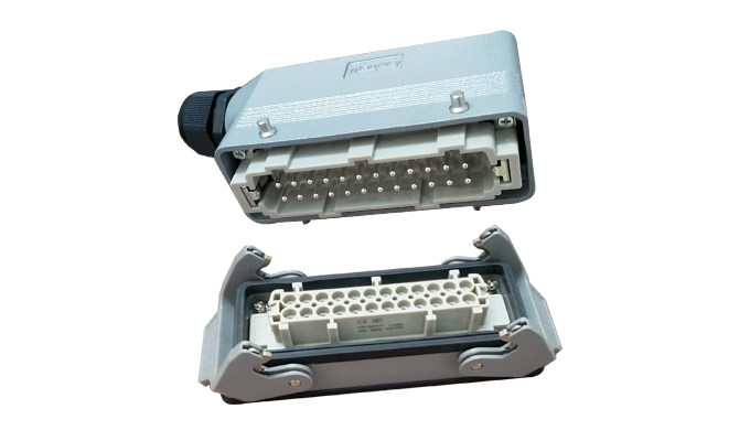 Phích cắm công nghiệp