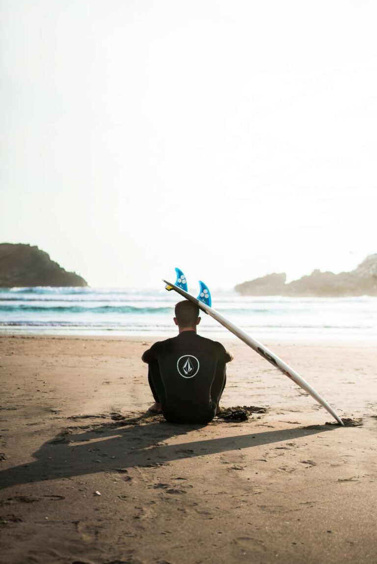 Sự lạnh nhạt và nghi ngờ khiến vợ và hai con phải tìm đến cái chết 1 sebastian leon prado mIVVo wVNxQ unsplash