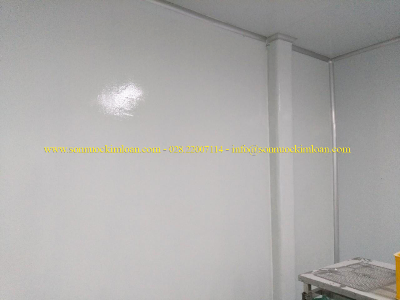 Sơn tường epoxy cho nhà xưởng