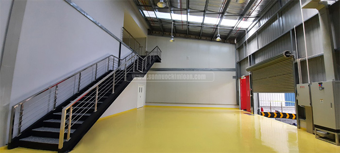 Sơn sàn nhà xưởng màu vàng có đẹp không?