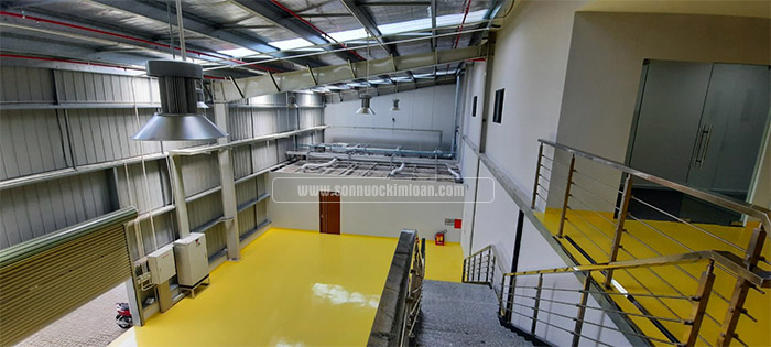 Sơn sàn nhà xưởng màu vàng có đẹp không?