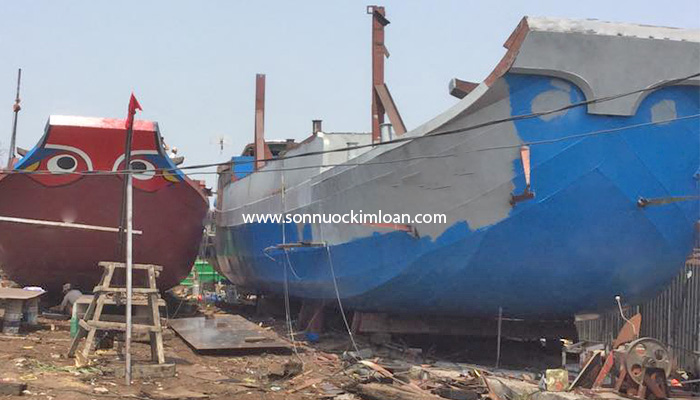 SƠN NƯỚC KIM LOAN – QUY TRÌNH THI CÔNG SƠN TÀU BIỂN