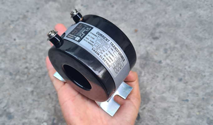 Biến dòng hở, Biến dòng dạng kẹp